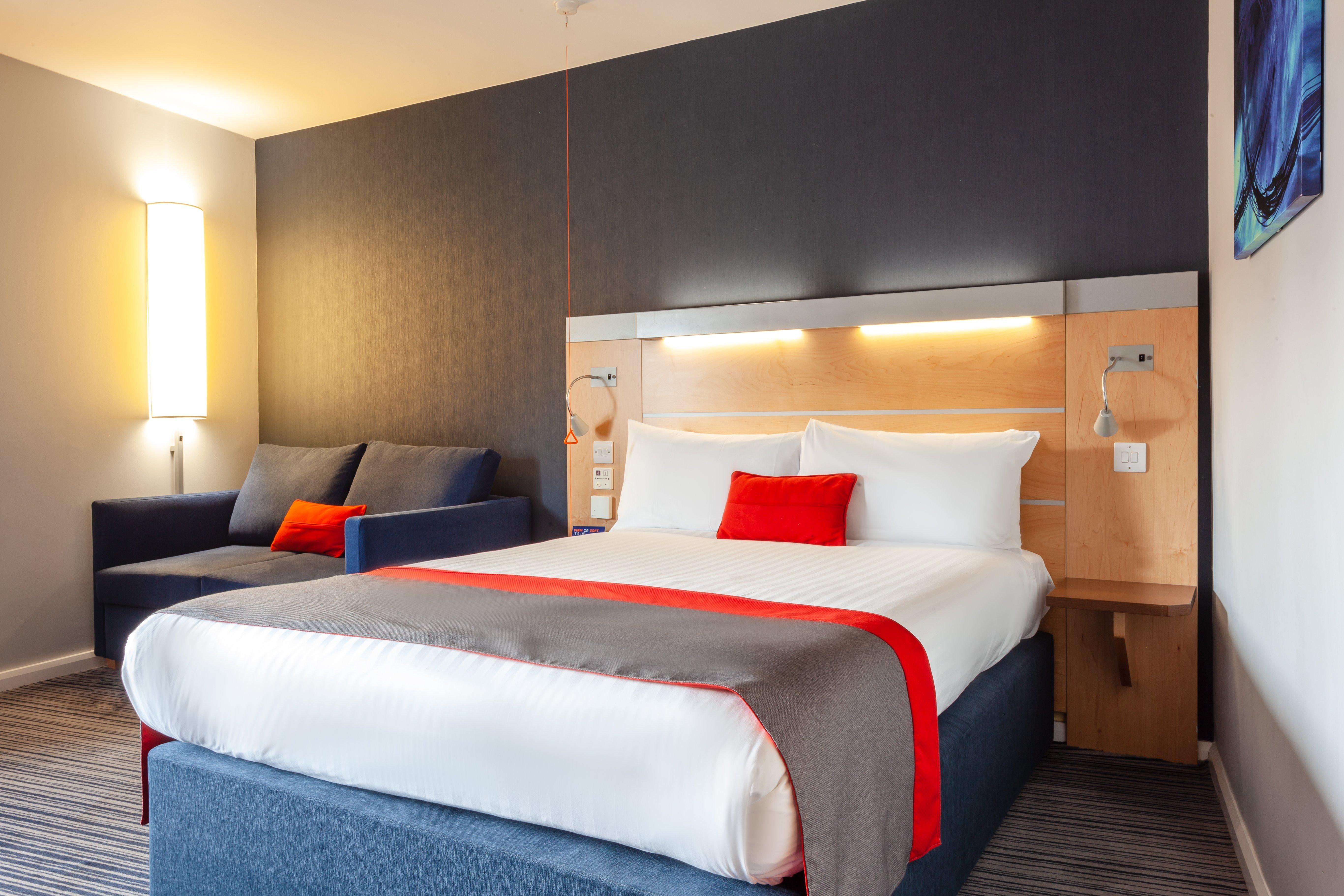 Holiday Inn Express Edinburgh - Royal Mile By Ihg — Photos 1